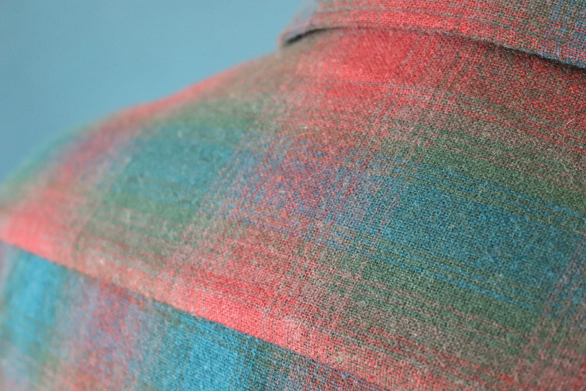 Vintage 1960s wool shadow plaid shirt brown green 46” chest loop collar