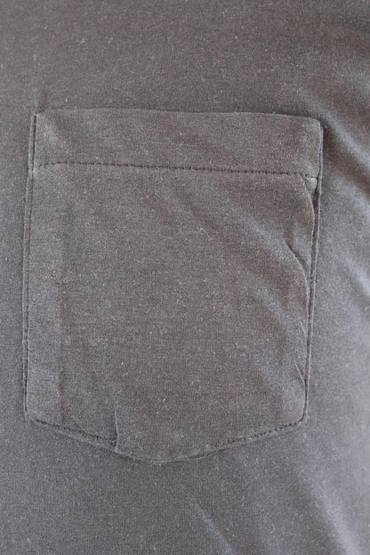 Vintage 1990s faded black pocket t shirt - sleeveless vest top - 38” chest