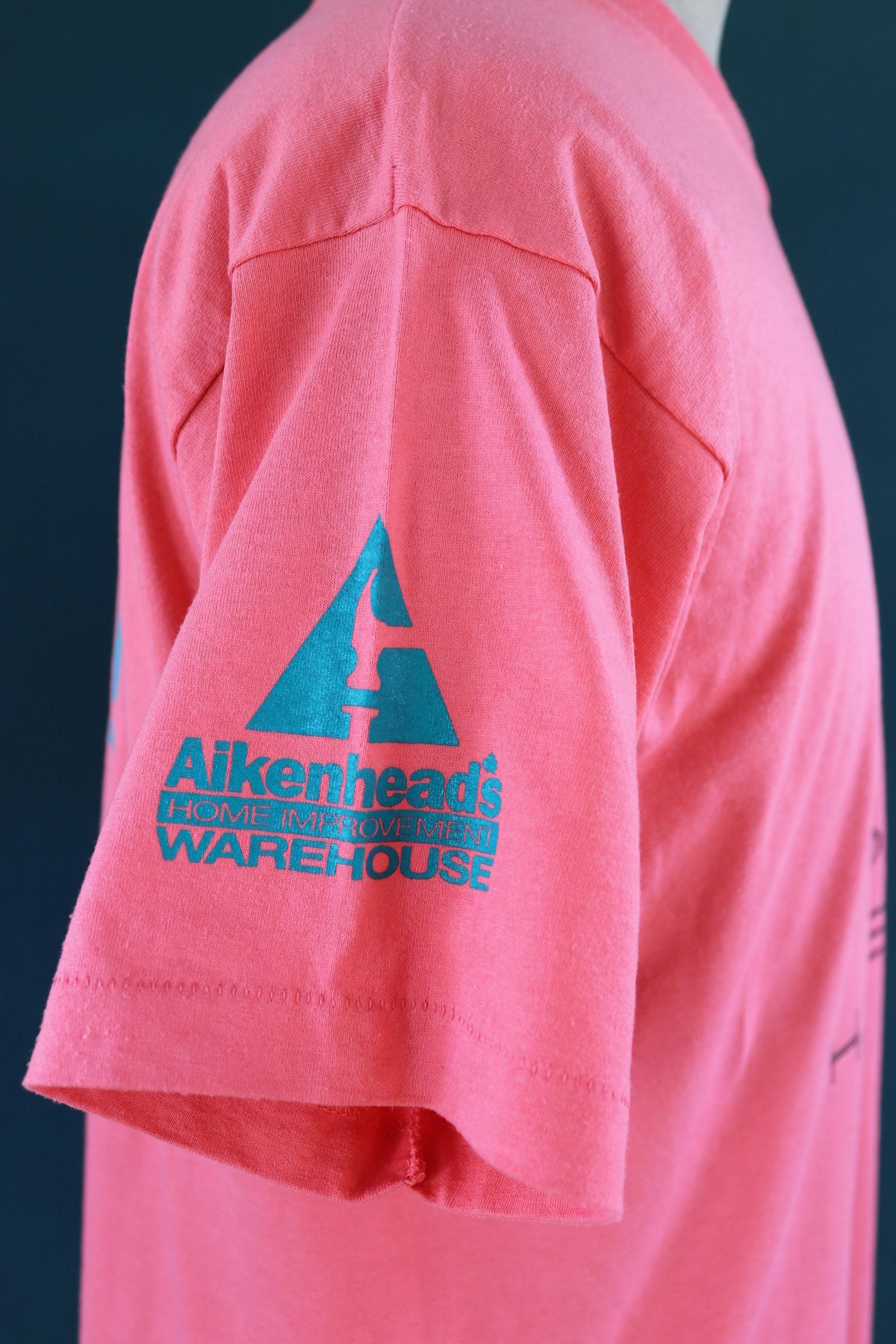 Vintage 1990s t shirt - hammer time print - salmon pink - 44” chest