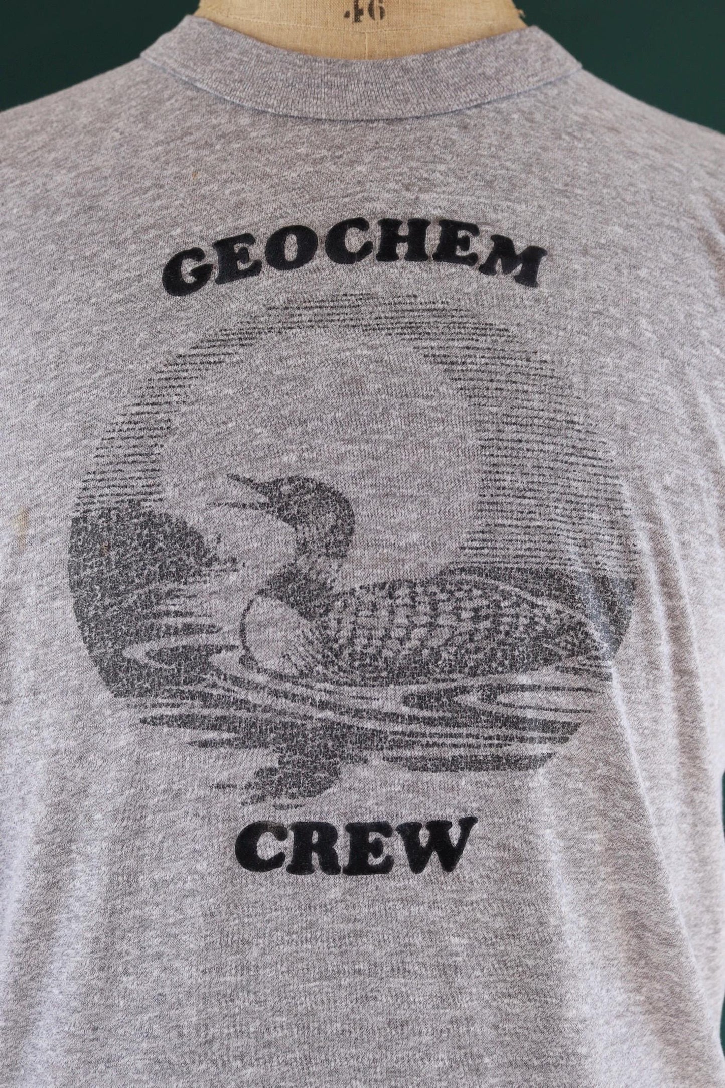 Vintage 1970s 80s grey marl t shirt - geochem crew - water bird print - 41” chest