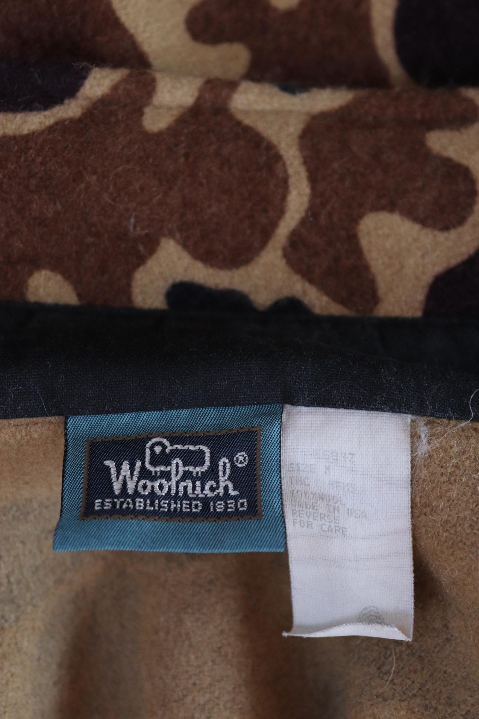 Vintage Woolrich shirt woodland camo workwear wool CPO shacket 43" chest hunting work chore camping hiking