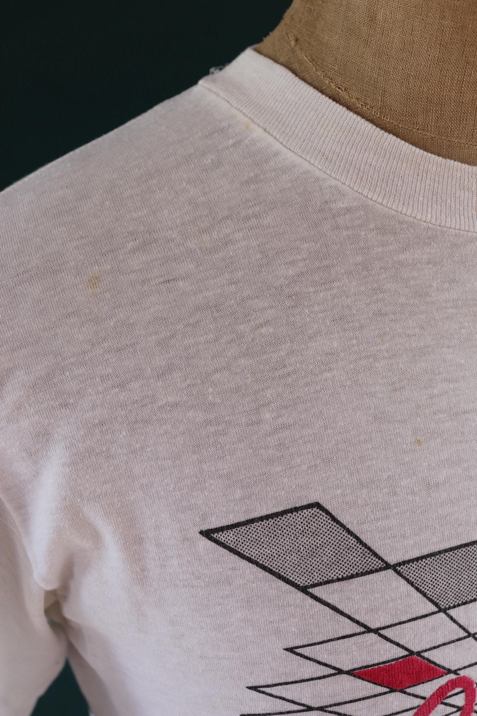 Vintage 1980s Chicago t shirt - dancefloor print - house music - 40” chest