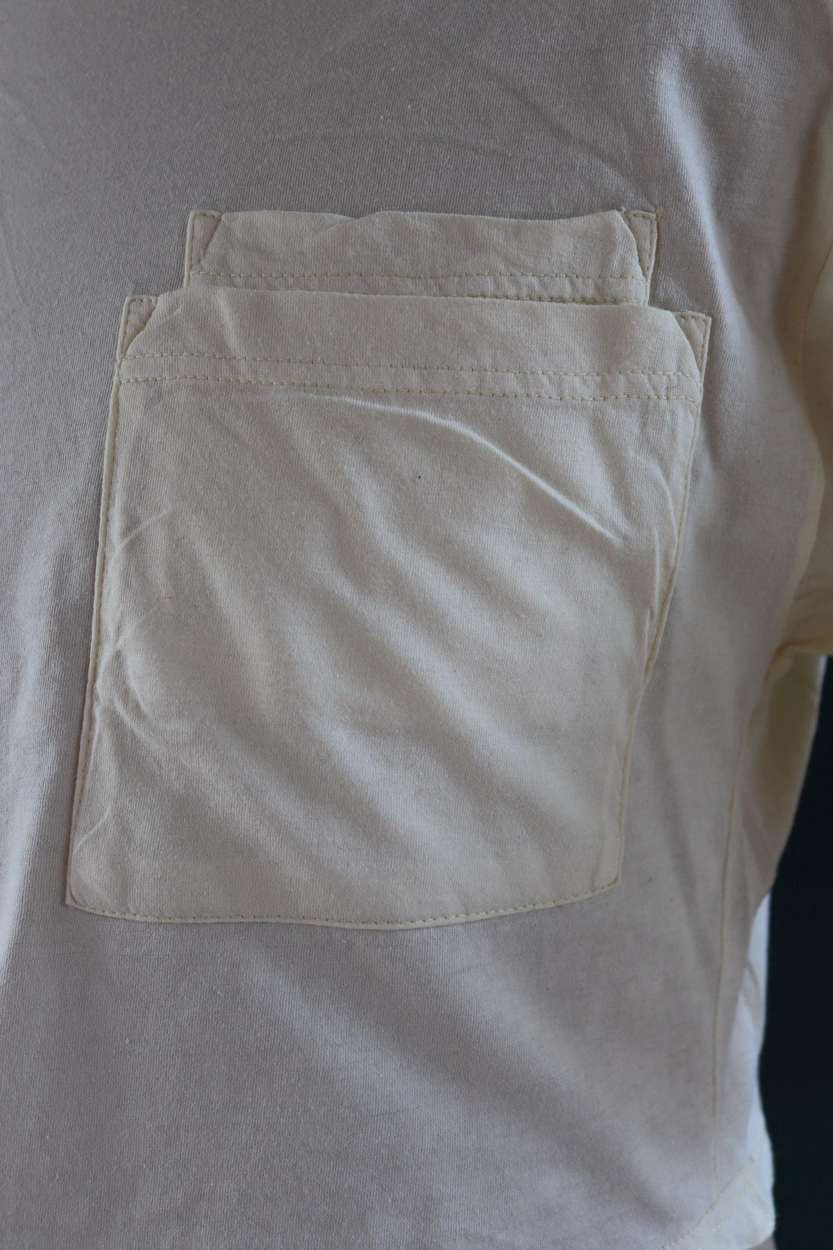 Vintage 1980s cropped t shirt - lemon yellow cotton top - shoulder pads - 40" chest