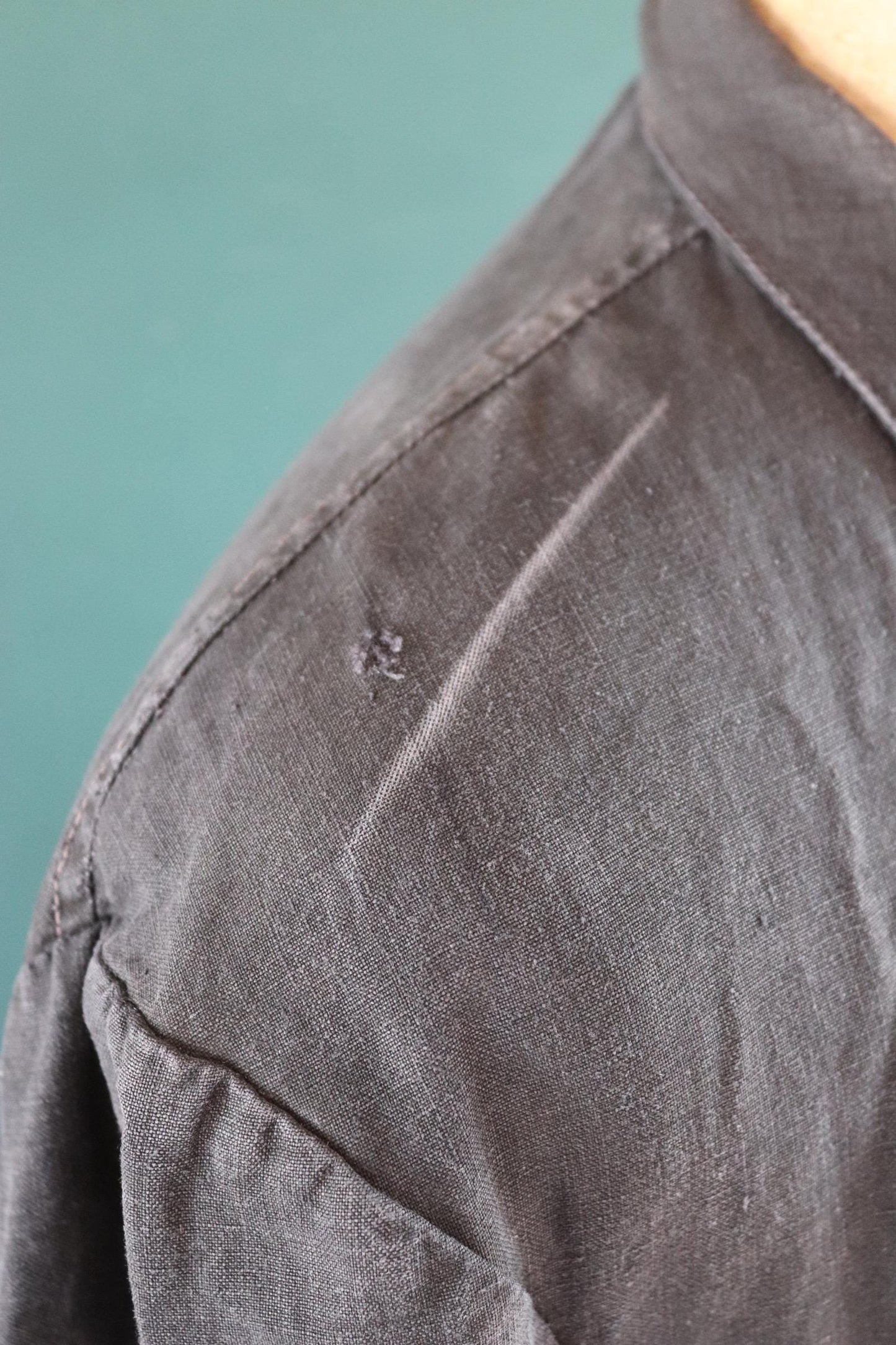 Antique French duster coat - vintage chore jacket - indigo linen workwear - maquignon - 51” chest
