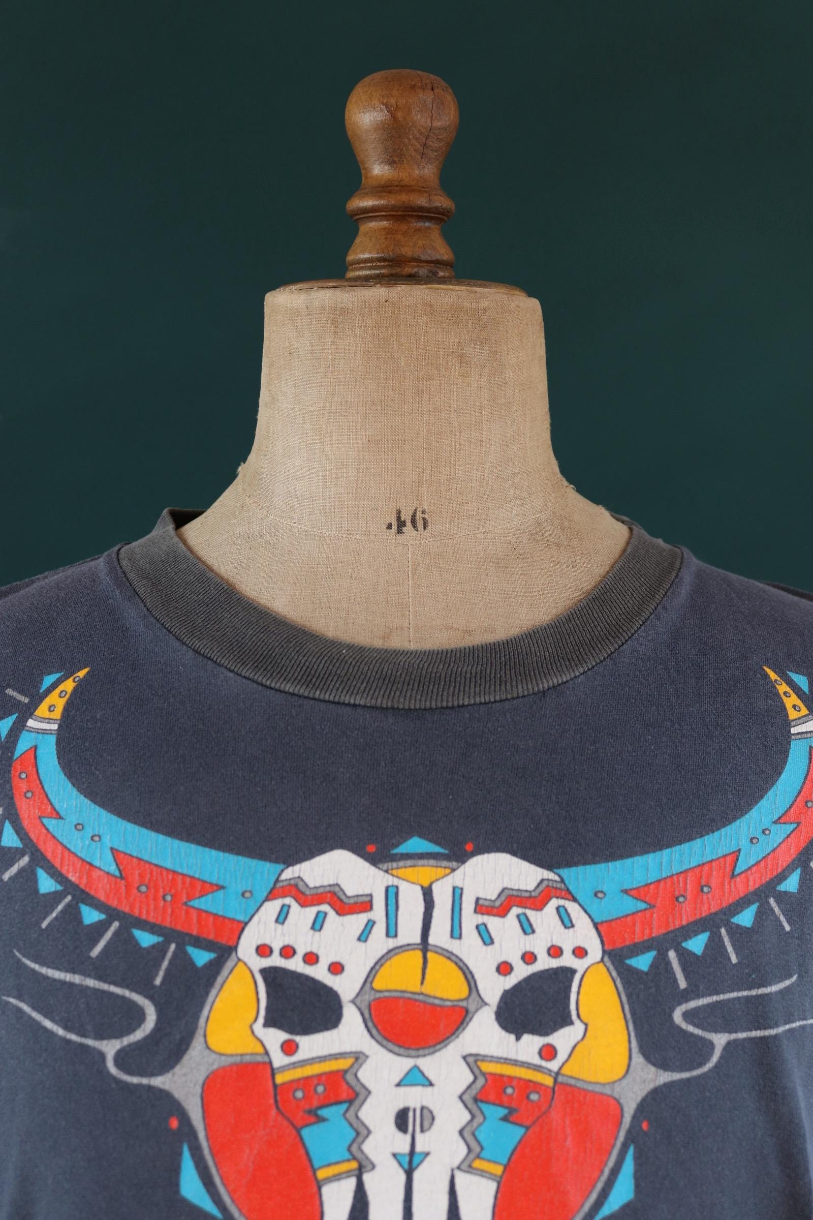 Vintage 1990s oversized t shirt - Calgary Canada - cow skull design - faded black - 48” chest