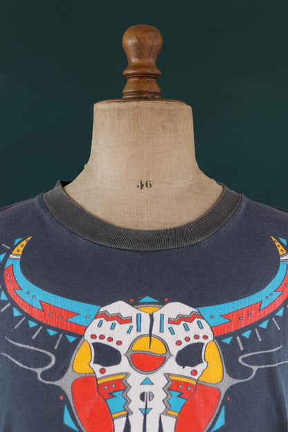 Vintage 1990s oversized t shirt - Calgary Canada - cow skull design - faded black - 48” chest