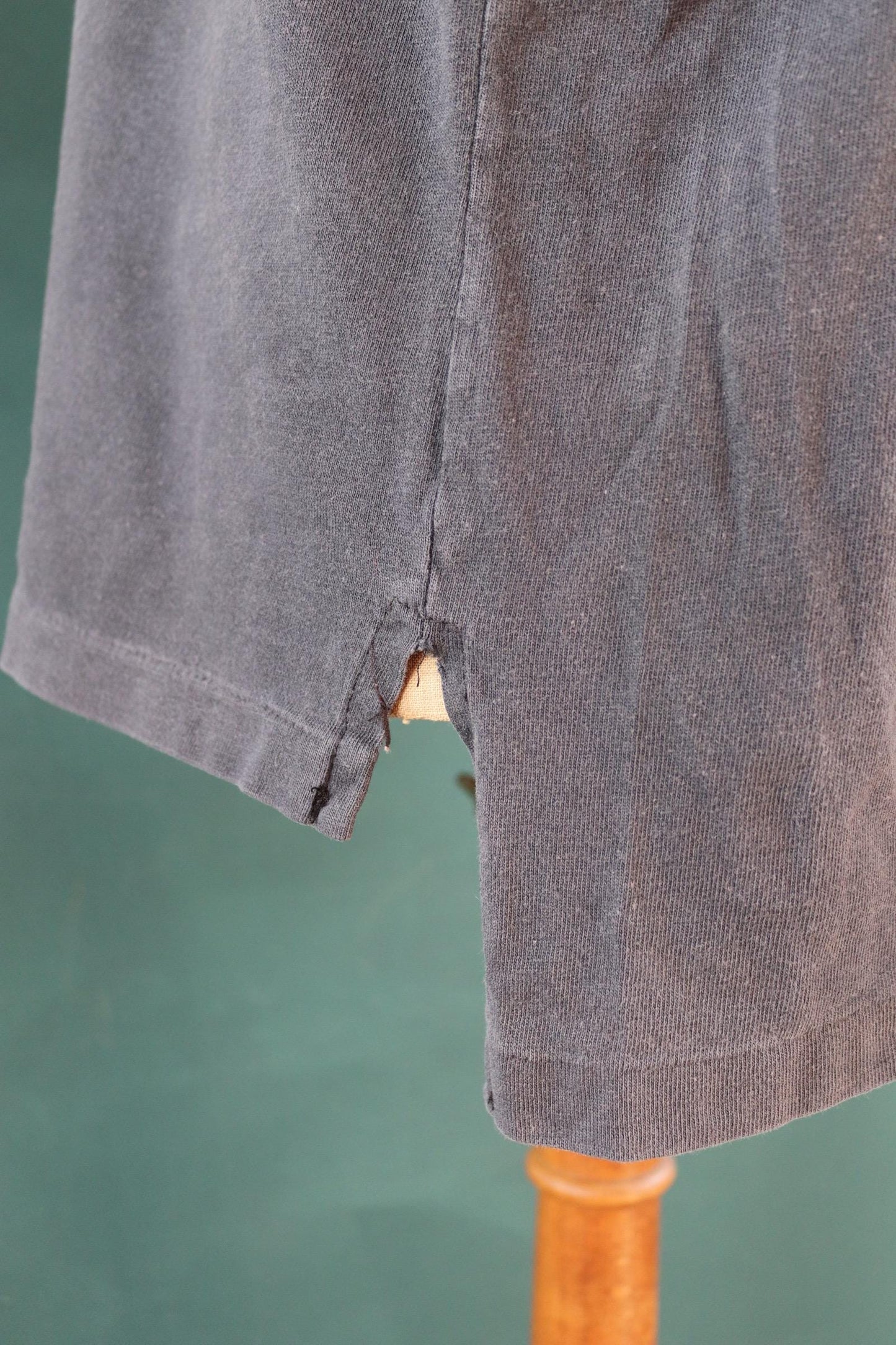 Vintage 1990s oversized t shirt - Calgary Canada - cow skull design - faded black - 48” chest