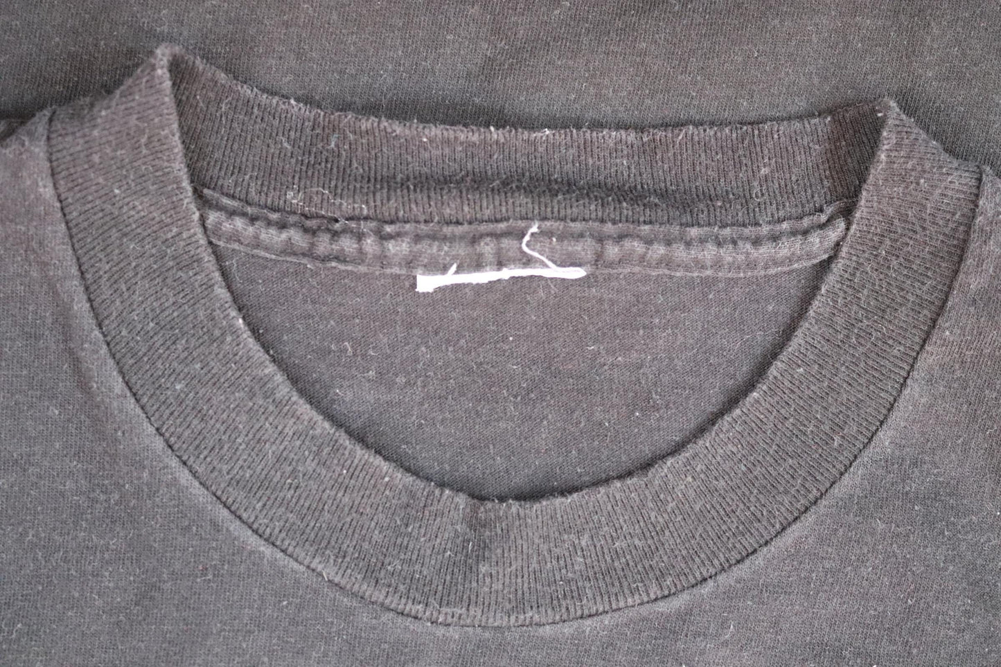 Vintage 1990s faded black pocket t shirt - sleeveless vest top - 38” chest