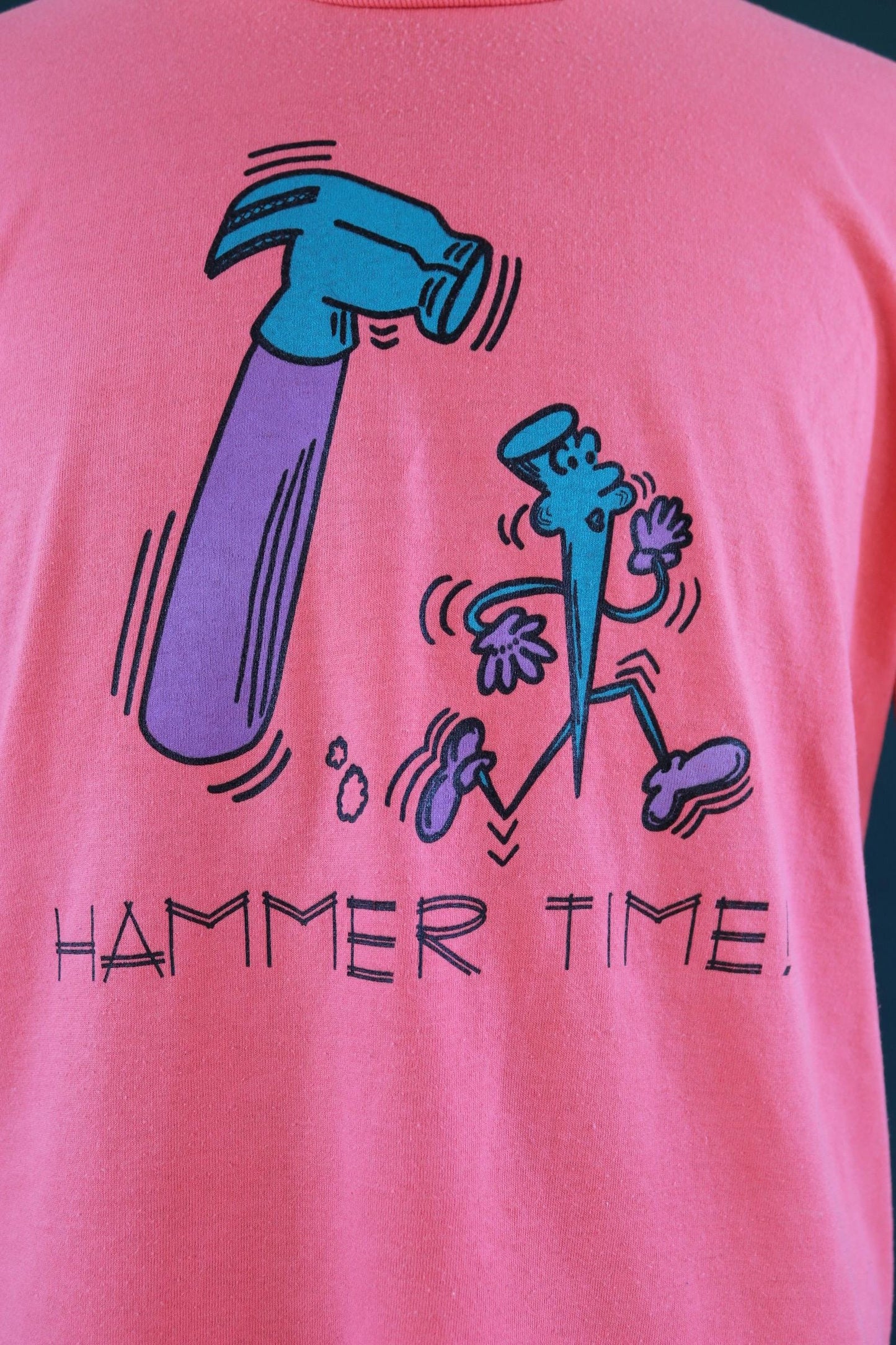 Vintage 1990s t shirt - hammer time print - salmon pink - 44” chest