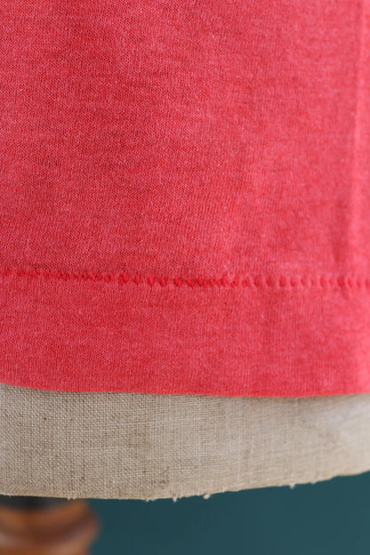 Vintage 1980s faded red t shirt - pocket tee - 41” chest
