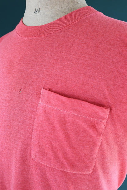 Vintage 1980s faded red t shirt - pocket tee - 41” chest