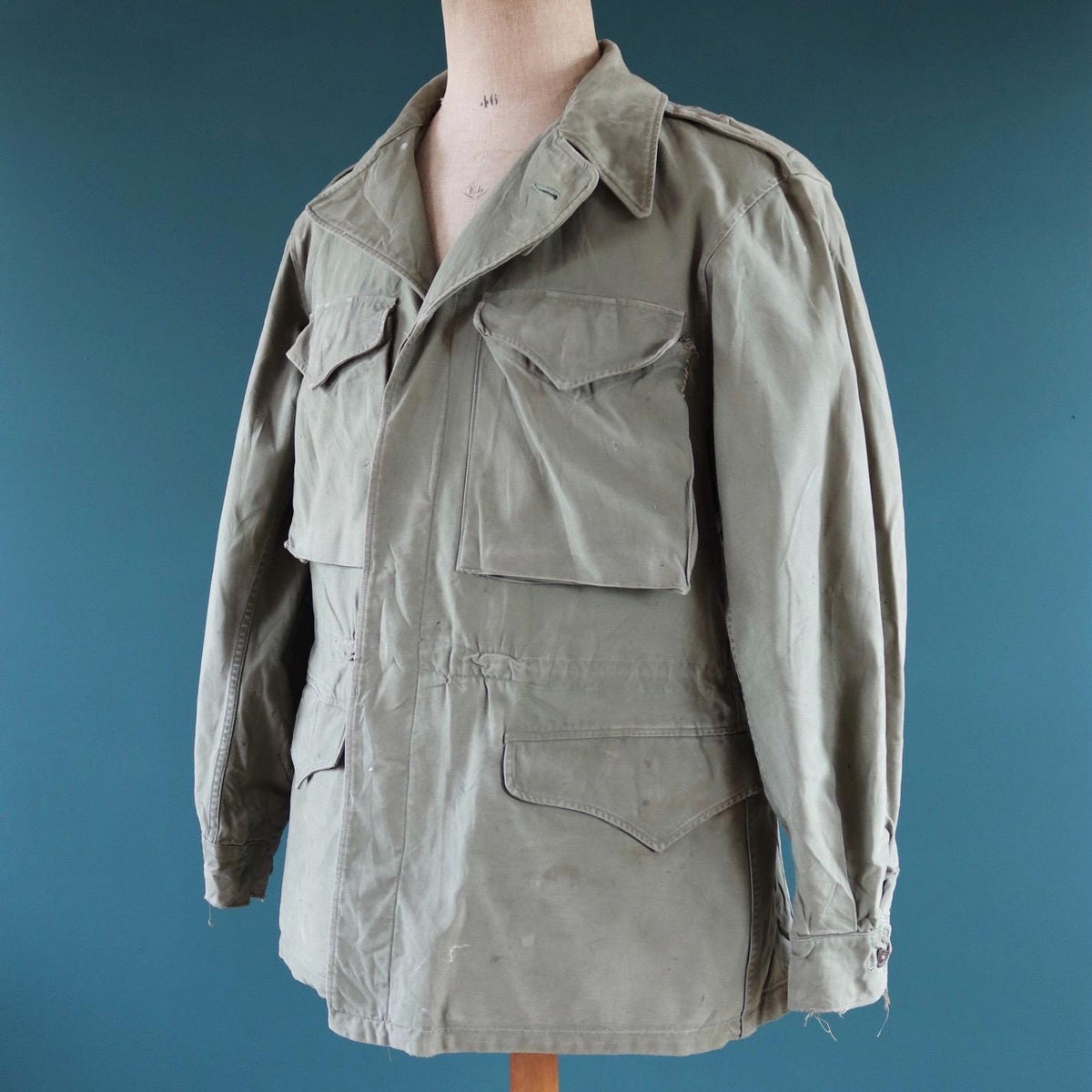 Vintage 1940s US army field jacket - M43 - green sateen cotton - 43” chest