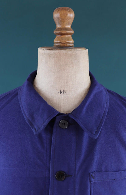 Vintage French blue workwear jacket - 1960s chore coat - 45” chest - bleu de travail - cotton twill - deadstock