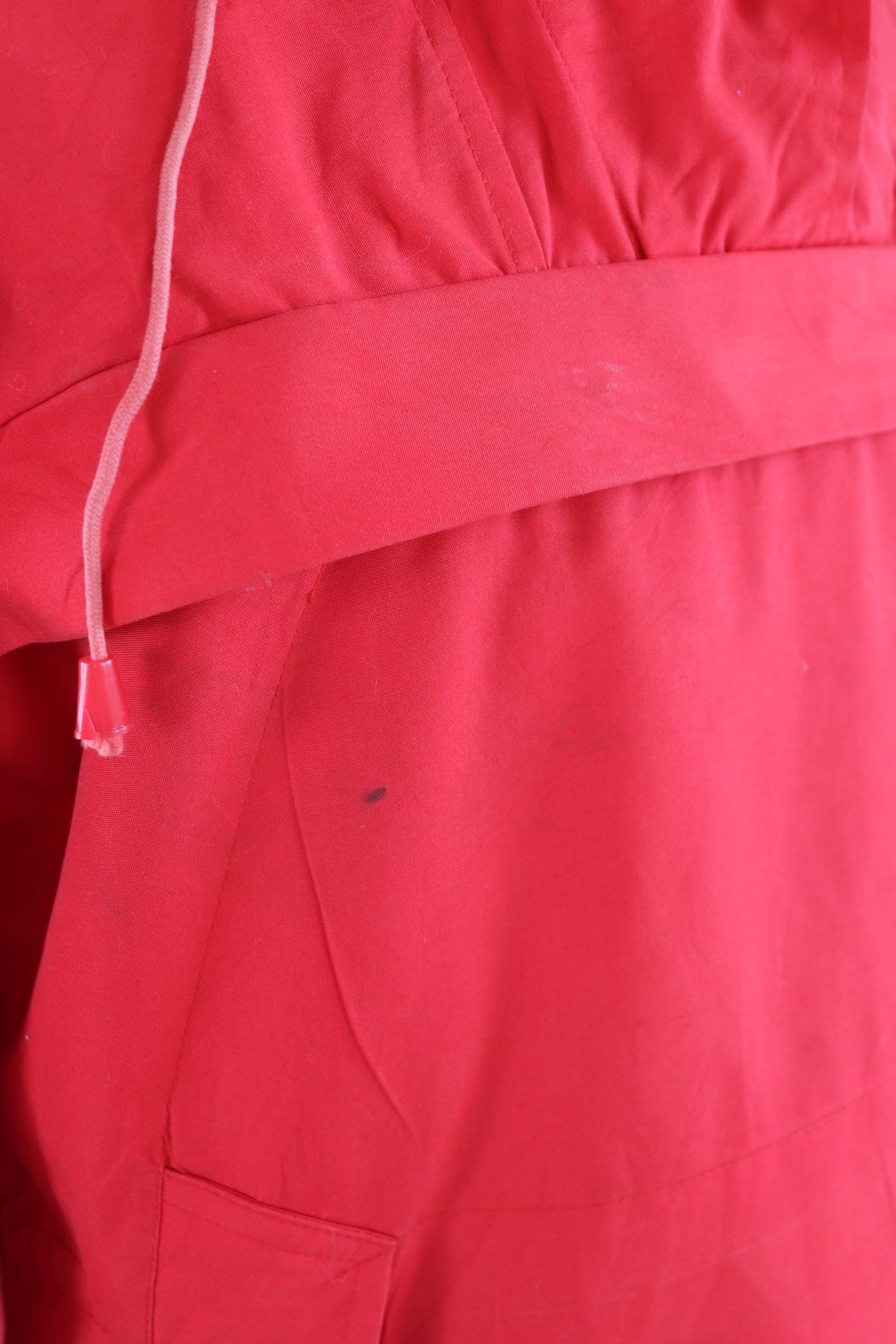 Vintage 1970s 80s red Norwegian smock - hiking anorak - 44” chest - fur trim hood - for skiing or walking