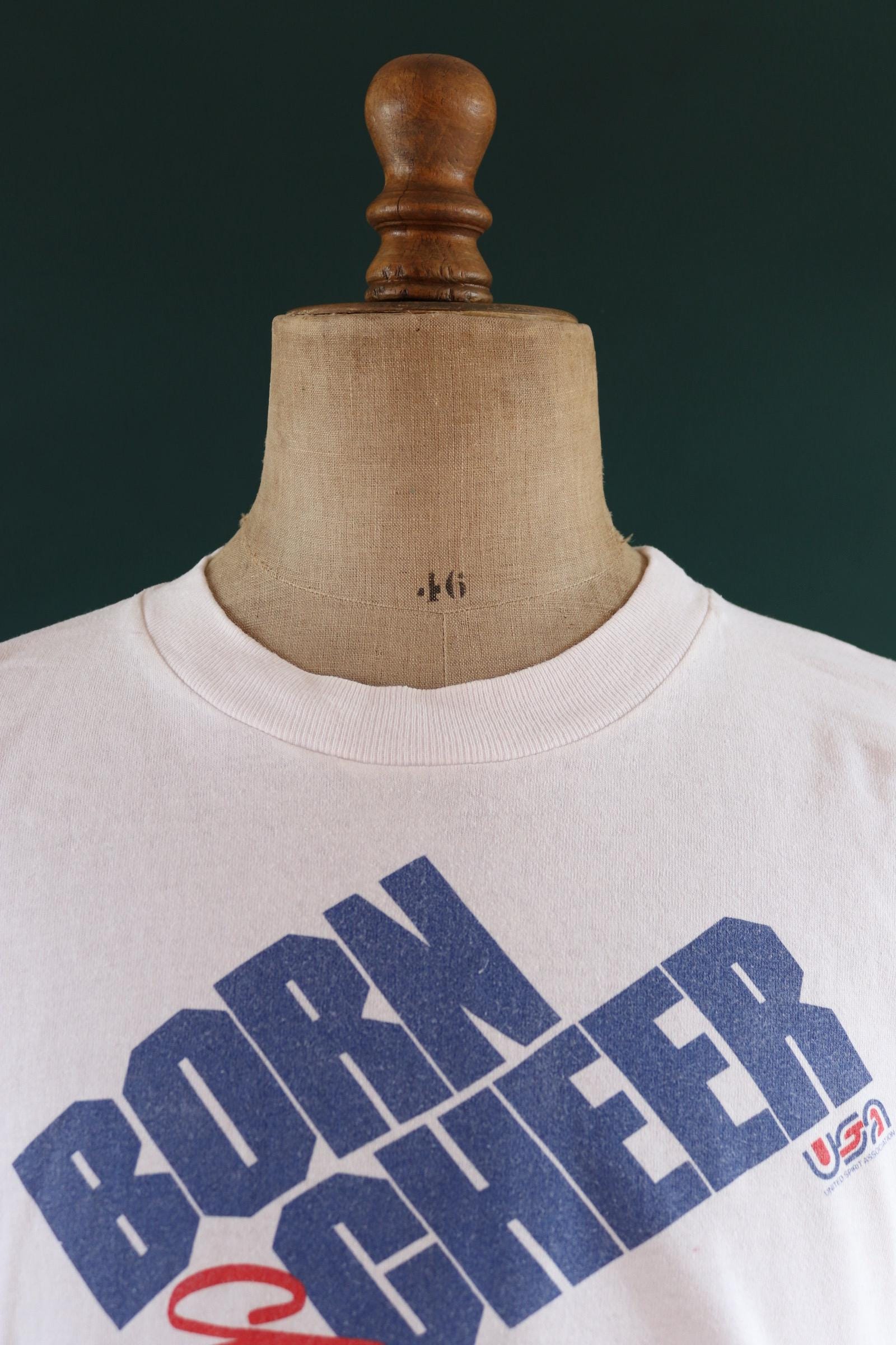 Vintage 1980s 90s cropped cheerleader t shirt - born to cheer - oversized boxy fit - sportswear - 50” chest
