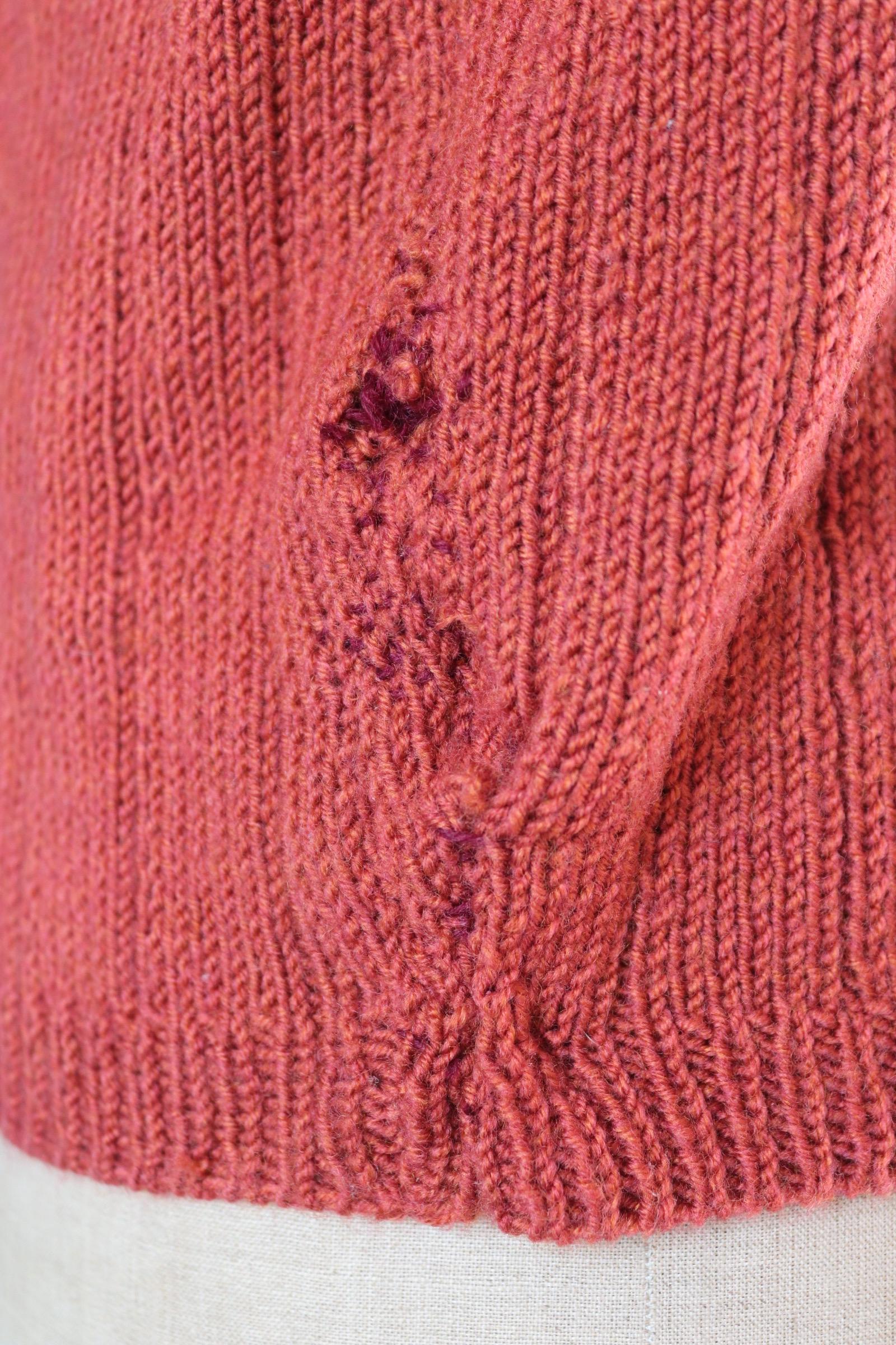 Vintage 1950s 60s French hand knitted sweater - handmade jumper - darned knitwear - 40” chest