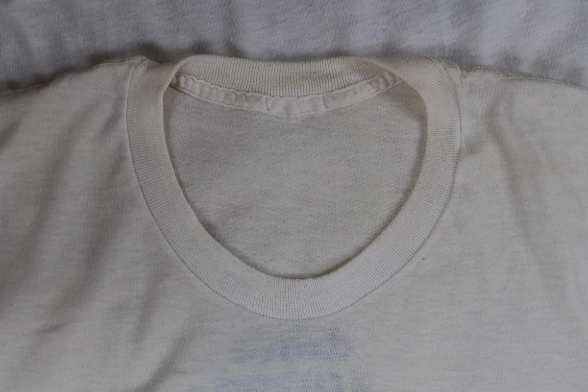 Vintage 1980s single stitch NYC tee - Renault car dealership t shirt - 42” chest