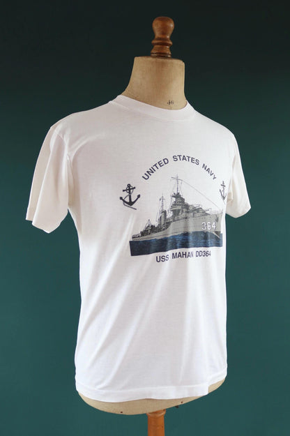Vintage 1990s US Navy ship t shirt - USS Mahan - military print - single stitch - 40” chest