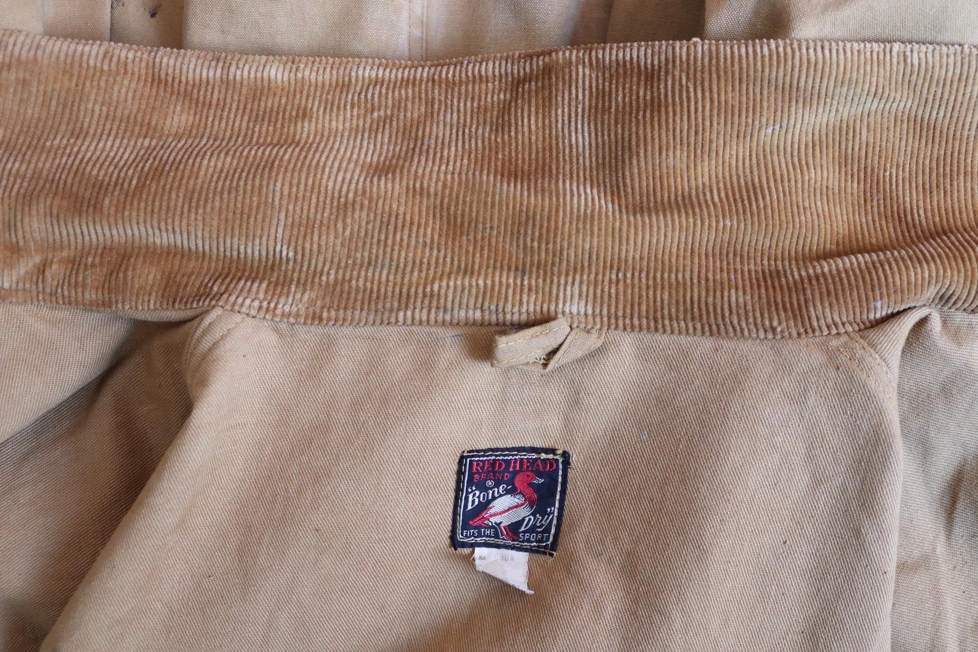 Vintage 1940s tin cloth hunting jacket - American workwear - duck cotton canvas - 48” chest - Red Head