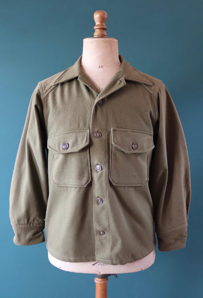 Vintage 1940s 50s US army infantry wool shirt - khaki green wool - 42" chest
