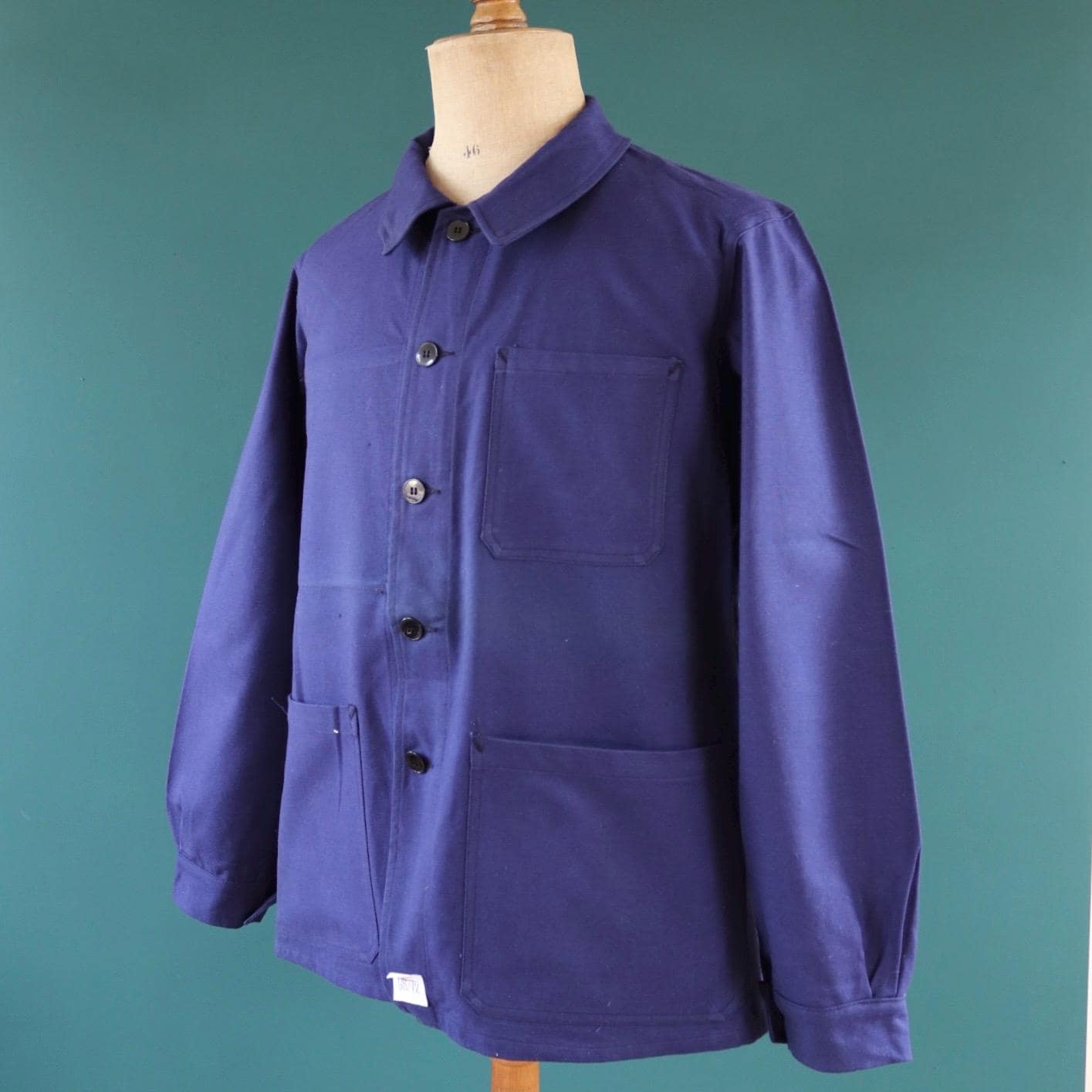 Vintage French blue workwear jacket - 1960s chore coat - 45” chest - bleu de travail - cotton twill - deadstock