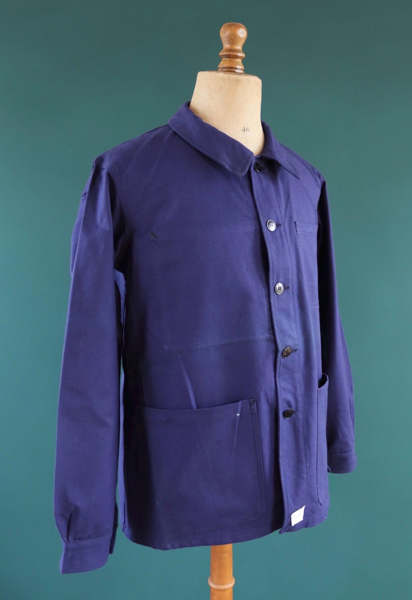 Vintage French blue workwear jacket - 1960s chore coat - 45” chest - bleu de travail - cotton twill - deadstock