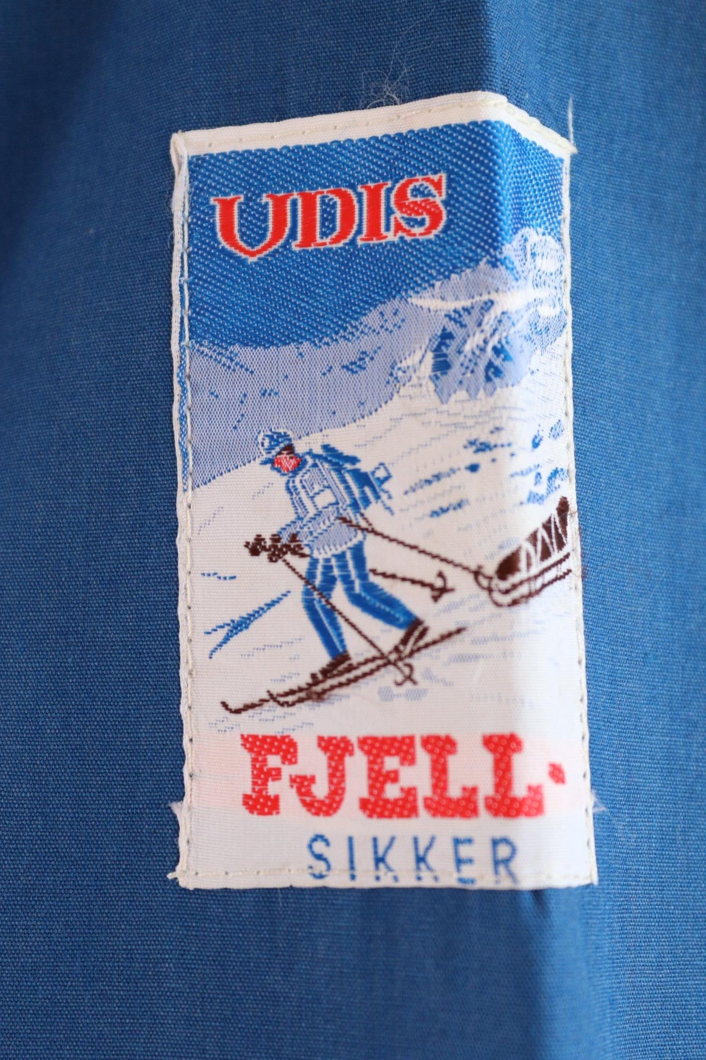 Vintage 2000s blue Norwegian smock - hiking anorak - 50” chest - fur trim hood - for skiing or walking