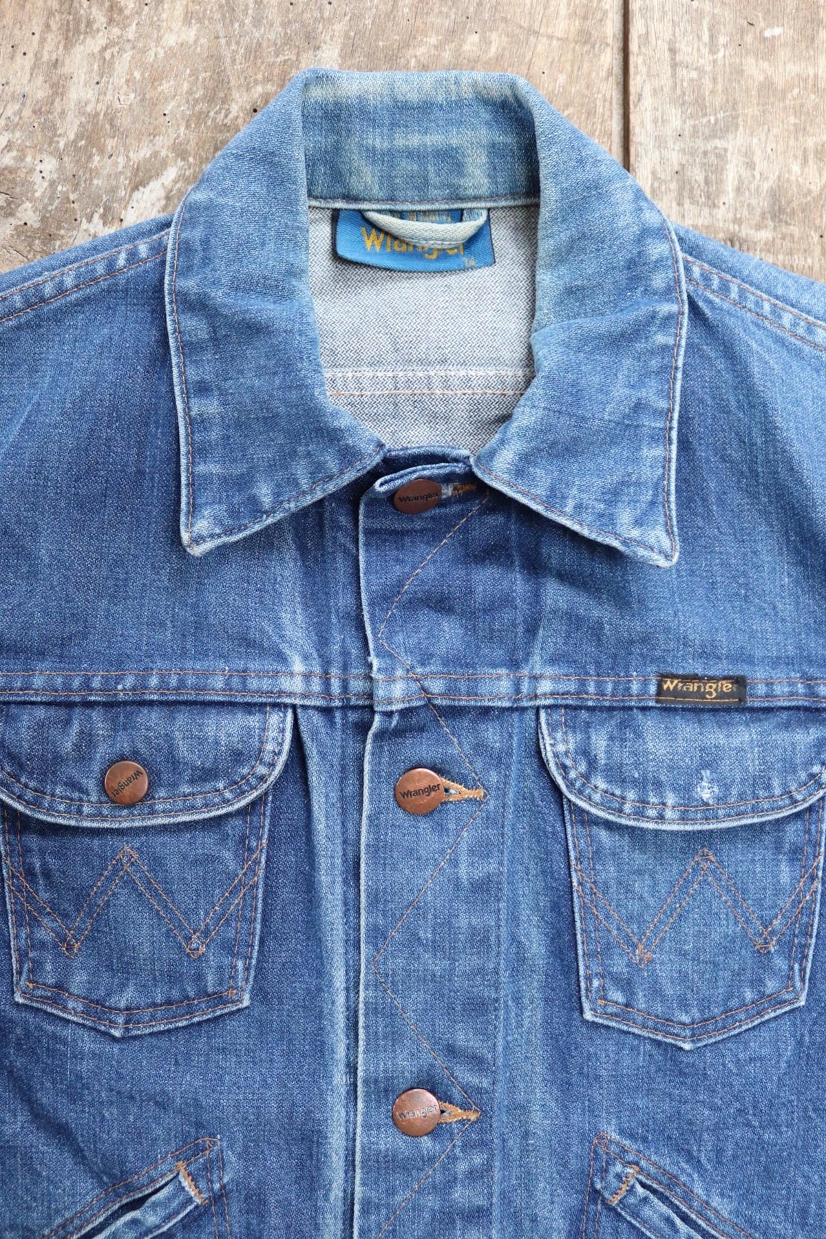 Vintage 1980s Wrangler trucker jacket - 36" chest - denim workwear - whisker fade