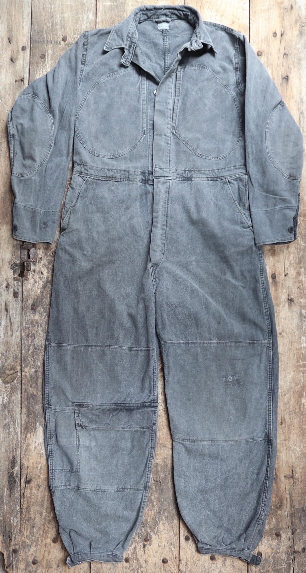 Vintage 1950s Swedish workwear coveralls - black cotton overalls - military tank crew mechanic - 46” x 38” x 29”