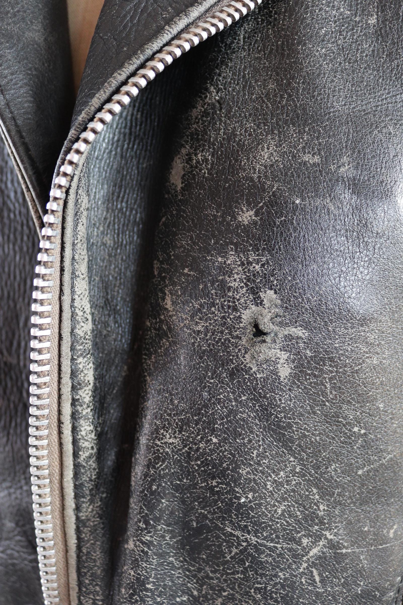 Vintage 1980s British black leather cafe racer jacket - 38” chest