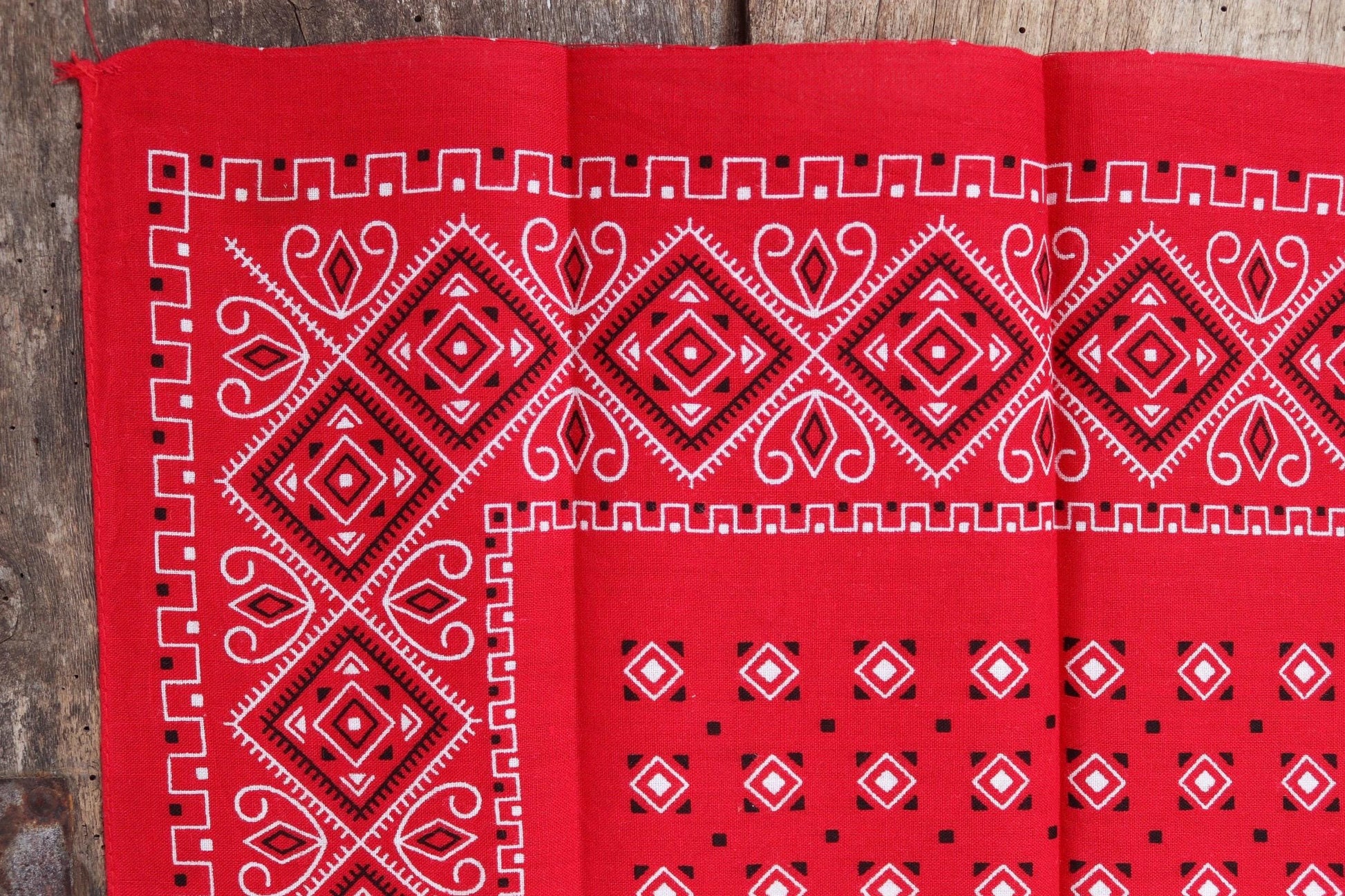 Vintage 1960s red cotton bandana - trunk up Elephant brand - colourfast neckerchief - squash blossom design - Davis and Catterall