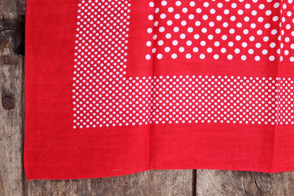 Vintage red spotted bandana - spotty hanky - pocket square - workwear neckerchief