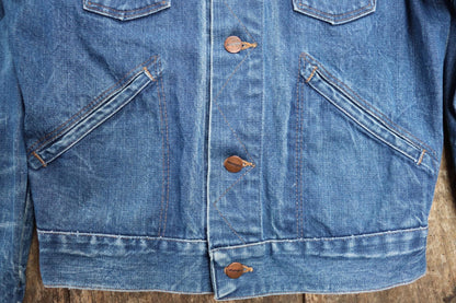 Vintage 1980s Wrangler trucker jacket - 36" chest - denim workwear - whisker fade