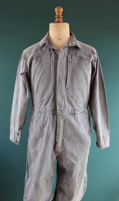 Vintage 1950s Swedish workwear coveralls - black cotton overalls - military tank crew mechanic - 46” x 38” x 29”