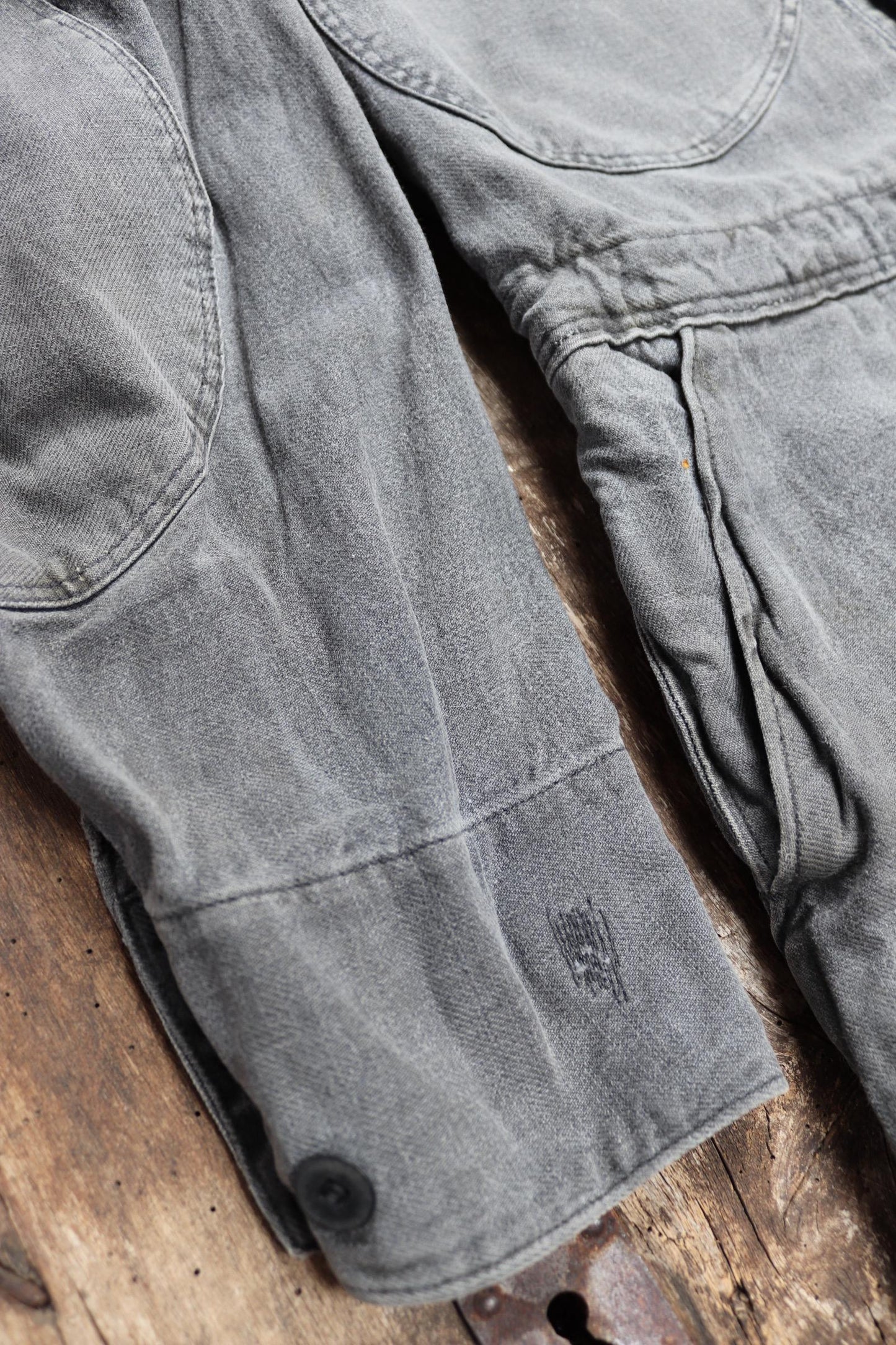 Vintage 1950s Swedish workwear coveralls - black cotton overalls - military tank crew mechanic - 46” x 38” x 29”