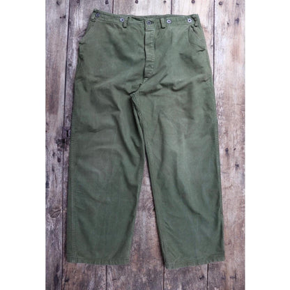 Vintage 1940s 50s workwear trousers - Swedish military utility pants - buckle back cotton twill - 35” x 28”