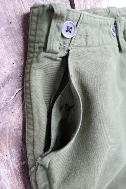 Vintage 1940s 50s workwear trousers - Swedish military utility pants - buckle back cotton twill - 35” x 28”