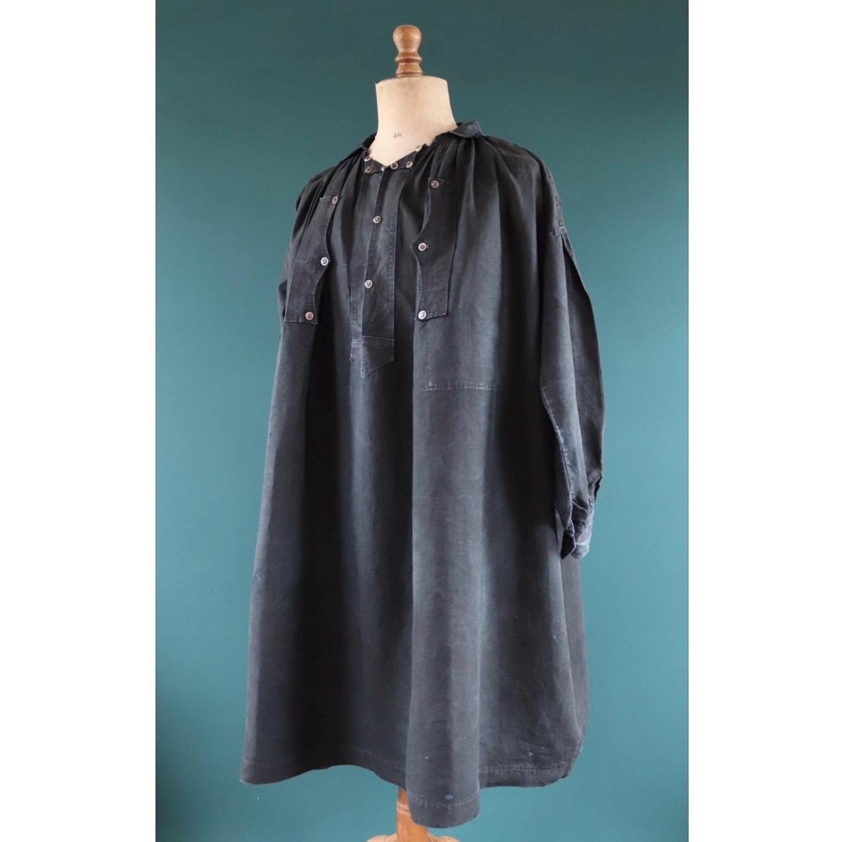 Antique 1900s French biaude - indigo workwear - 90” chest - vintage smock