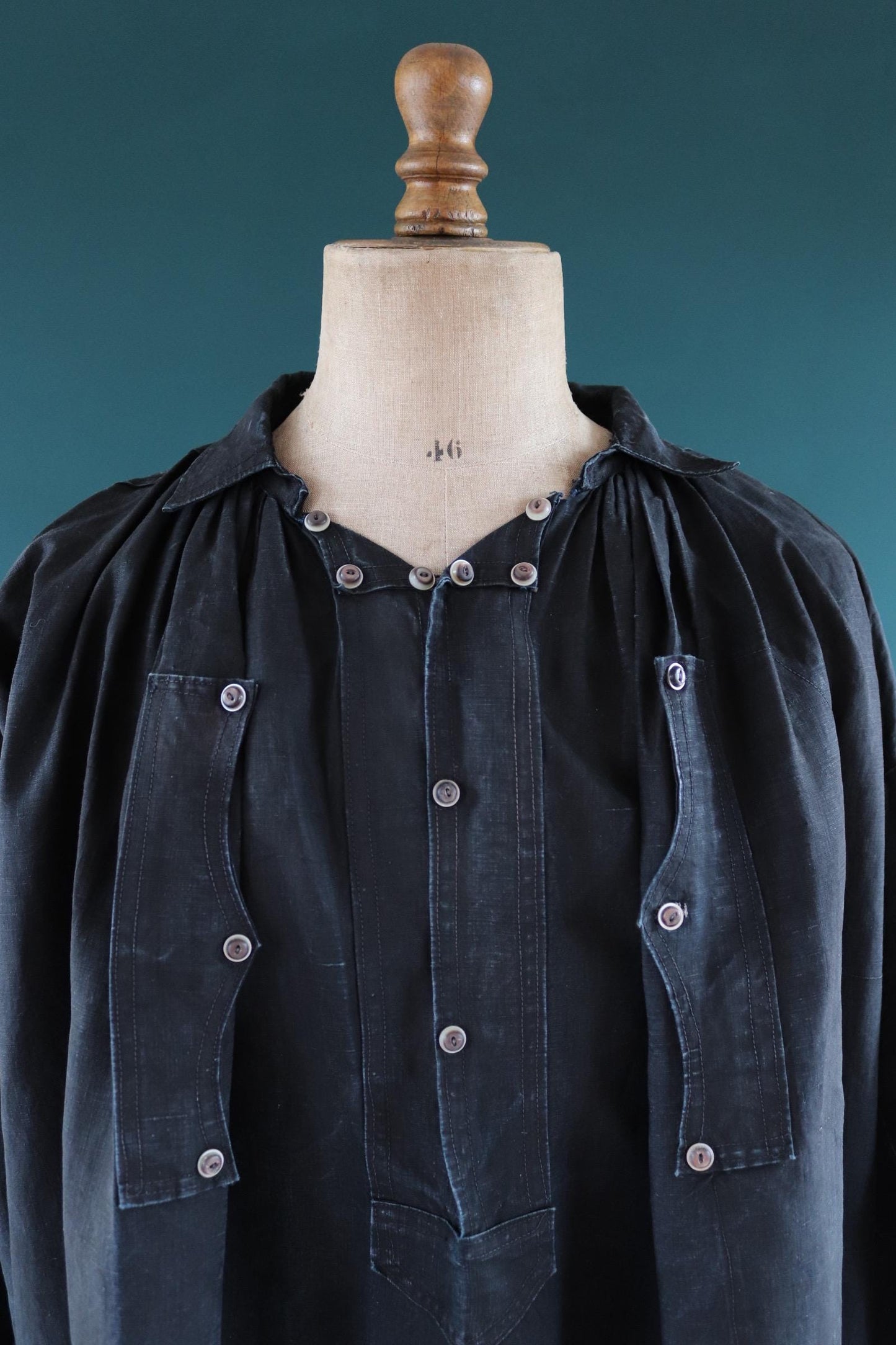 Antique 1900s French biaude - indigo workwear - 90” chest - vintage smock