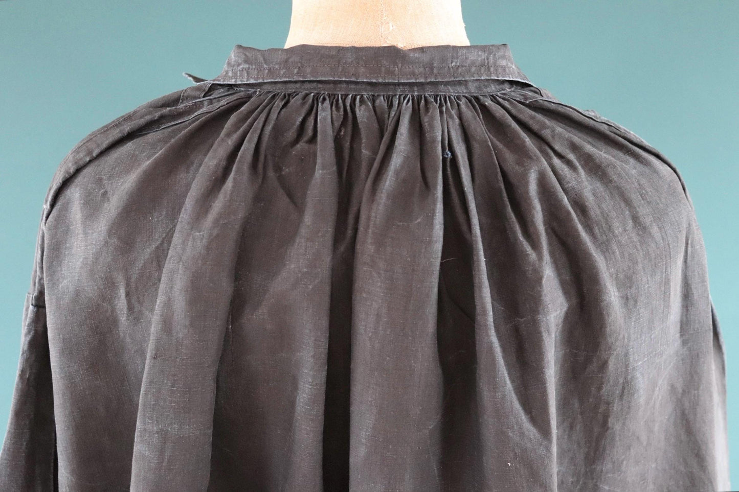 Antique 1900s French biaude - indigo workwear - 90” chest - vintage smock