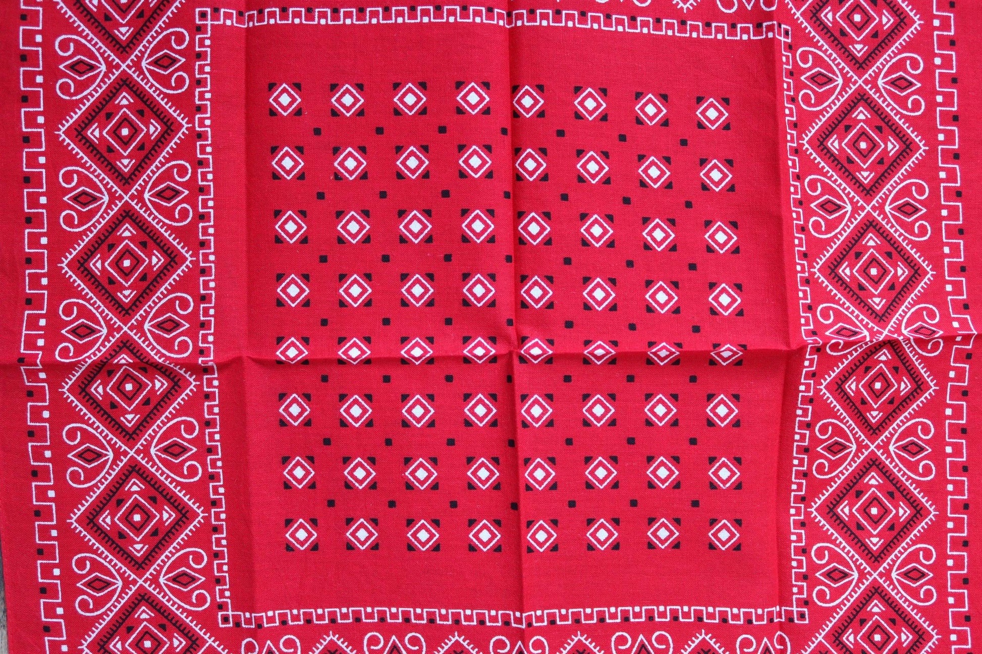 Vintage 1960s red cotton bandana - trunk up Elephant brand - colourfast neckerchief - squash blossom design - Davis and Catterall