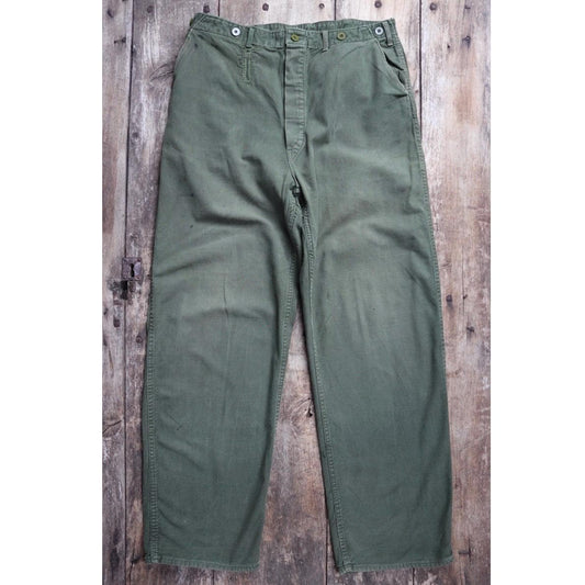 Vintage 1940s 50s workwear trousers - Swedish military utility pants - buckle back cotton twill - 35” x 32”