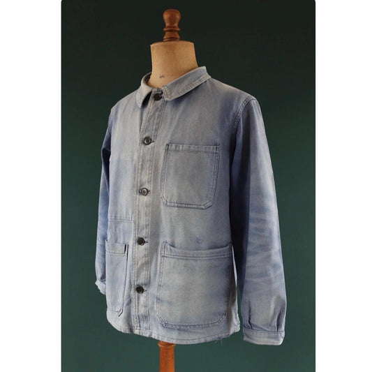 Vintage French blue workwear jacket - 1960s chore coat - 44” chest - bleu de travail - blue cotton twill - sun faded