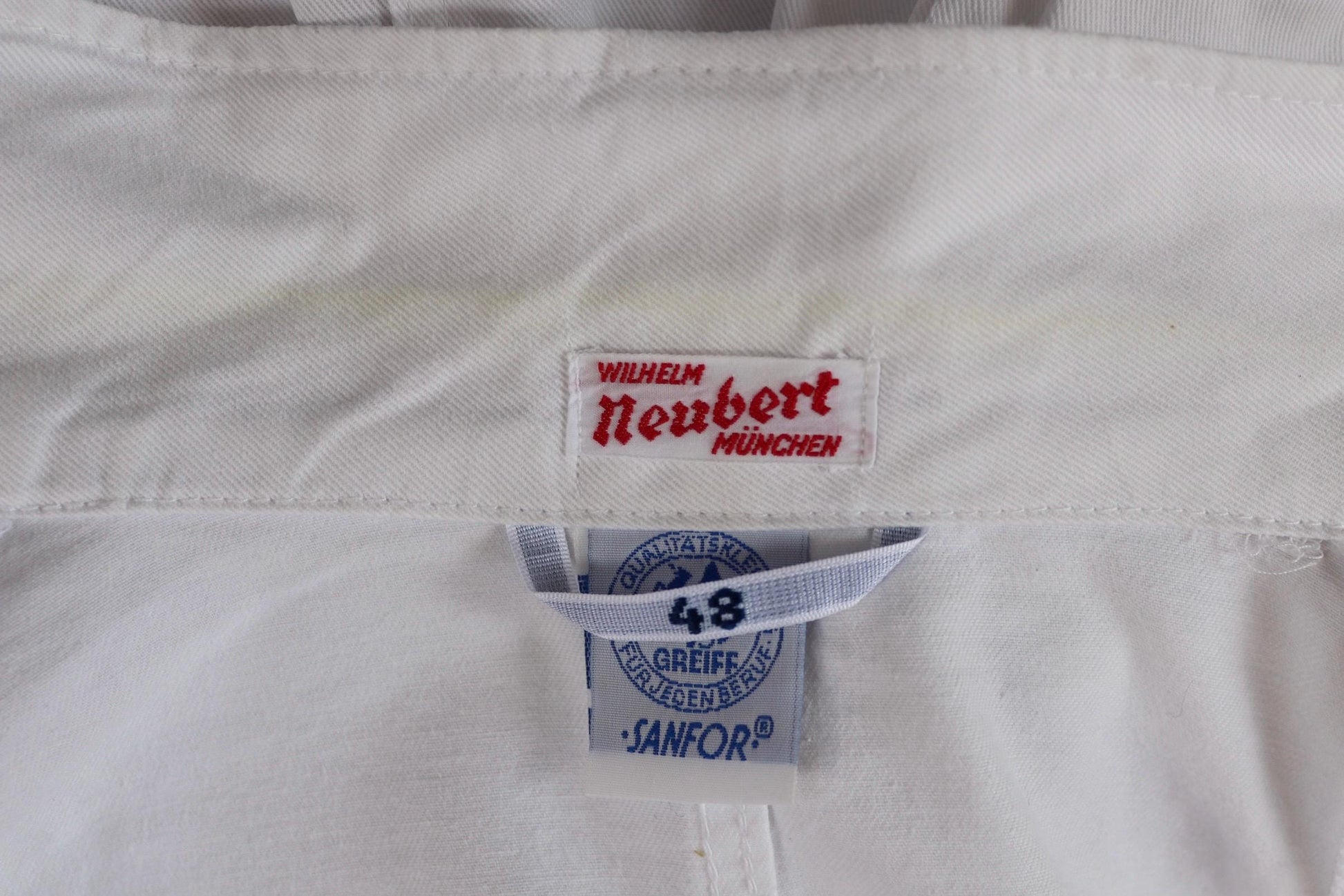 Vintage German white cotton waiters jacket - riviera style for summer - 41” chest - cropped