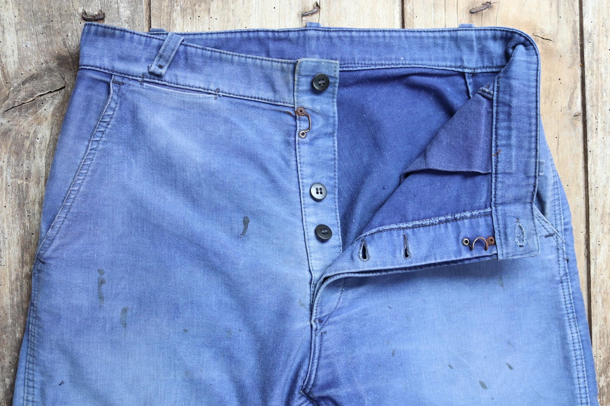 Vintage 1950s 60s French indigo blue moleskin cotton workwear trousers - chore pants - 32” x 26”