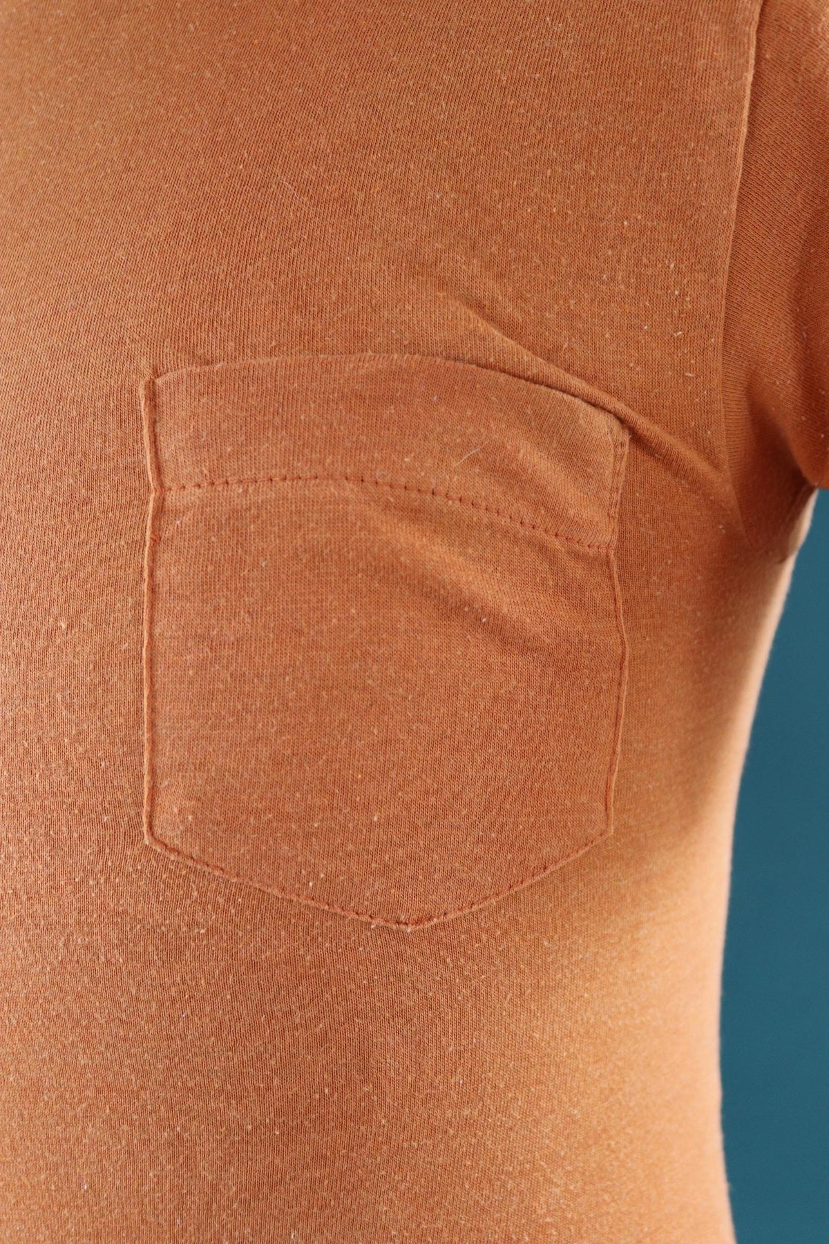 Vintage 1970s Healthknit pocket t shirt - rust orange tee - 32” chest