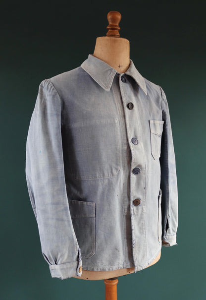 Vintage 1940s French blue workwear jacket - faded cotton twill - 41” chest - bleu de travail
