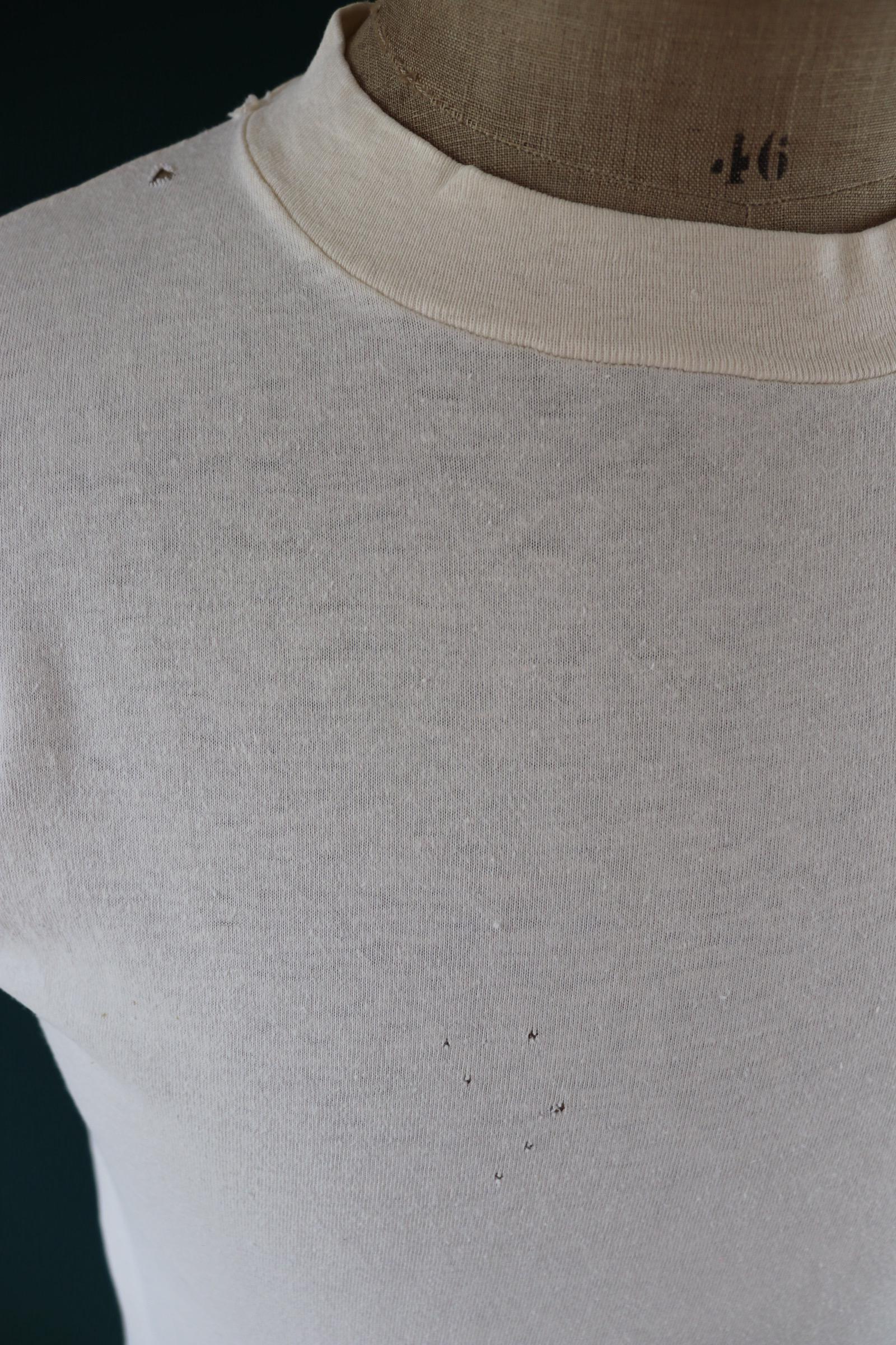 Vintage 1980s 90s Ocean Pacific t shirt - windsurf print - water sports tee - 38” chest