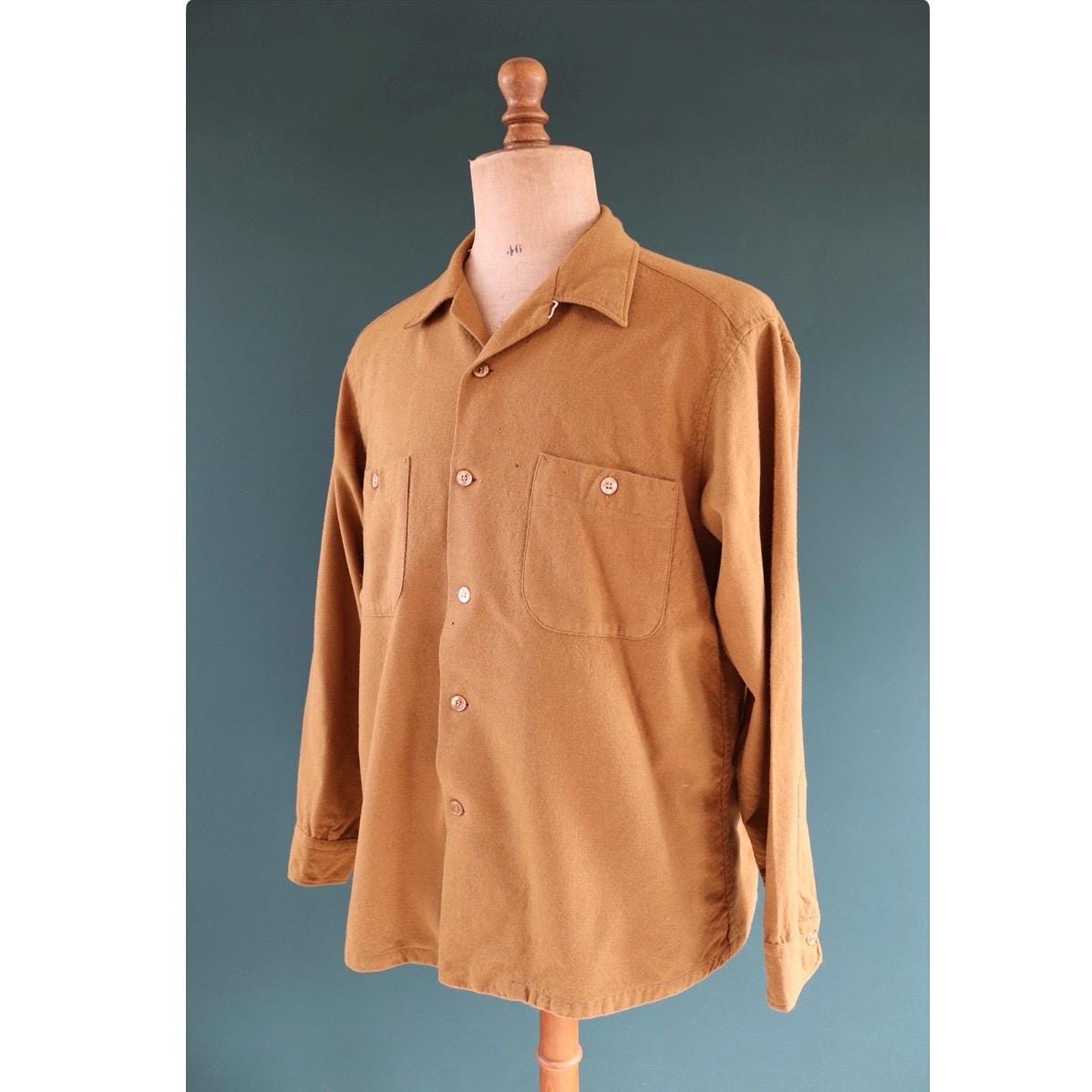 Vintage 1950s Pendleton wool shirt - plain mustard brown - Ivy League style - 47” chest