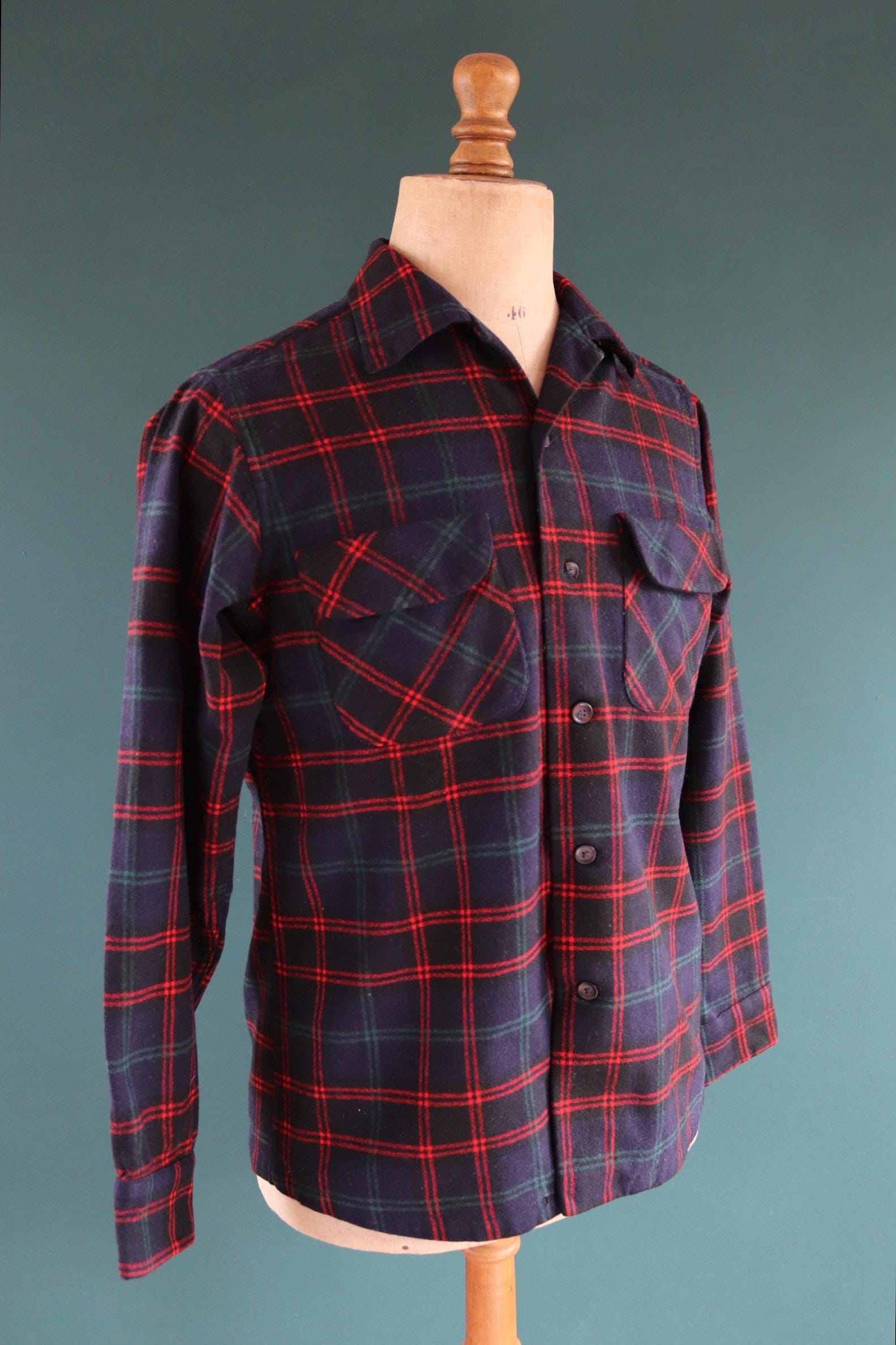Vintage 1950s Pendleton wool board shirt - blue plaid - 42” chest